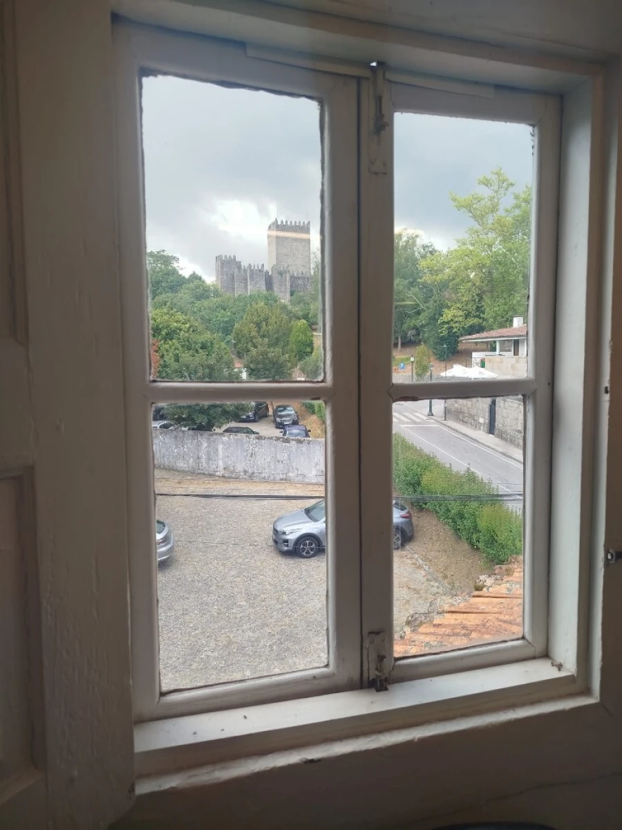 Quarto para Arrendamento em Azurem Foto 2