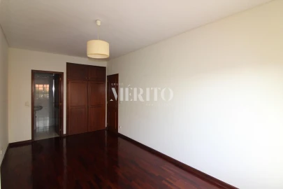Apartamento T3 para Venda em Lomar e Arcos