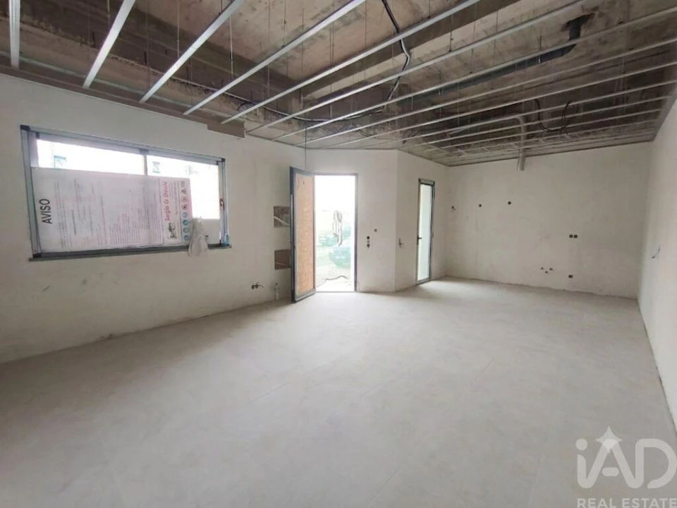 Apartamento T1 para Venda em Quarteira Foto 1