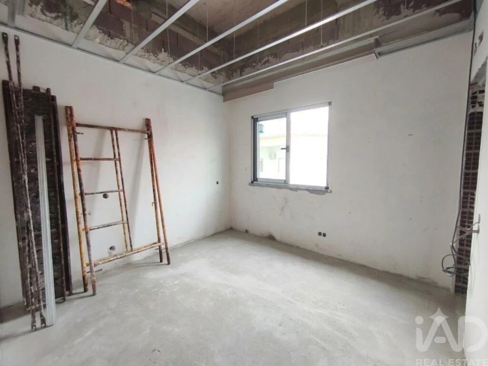 Apartamento T1 para Venda em Quarteira Foto 5