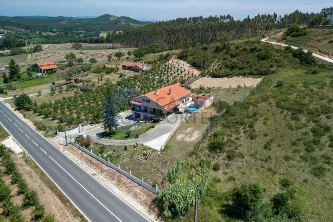 Moradia T3 para Venda em Lamas e Cercal Foto 1