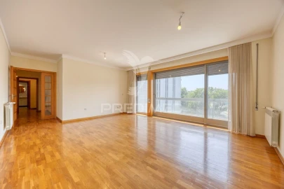 Apartamento T2 para Venda em Moreira