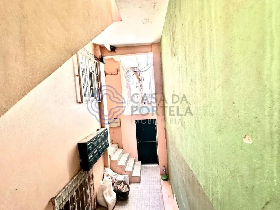 Prédio para Venda em Encosta do Sol Foto 43