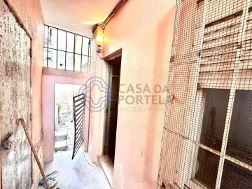 Prédio para Venda em Encosta do Sol