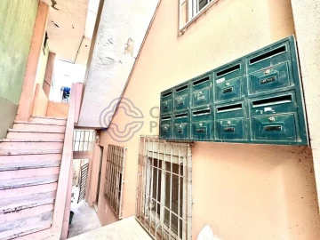 Prédio para Venda em Encosta do Sol
