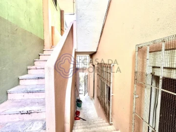 Prédio para Venda em Encosta do Sol