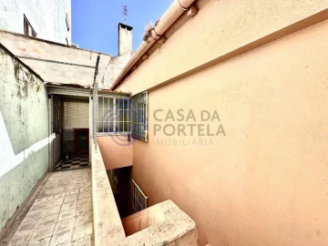 Prédio para Venda em Encosta do Sol