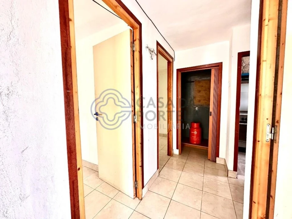 Prédio para Venda em Encosta do Sol Foto 2