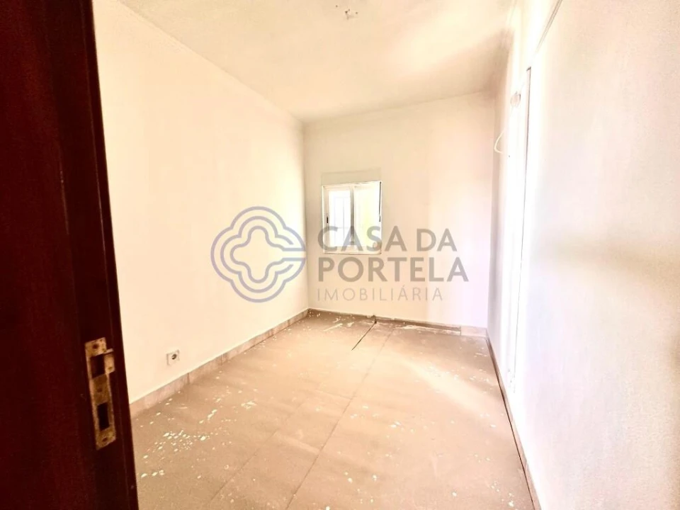 Prédio para Venda em Encosta do Sol Foto 36