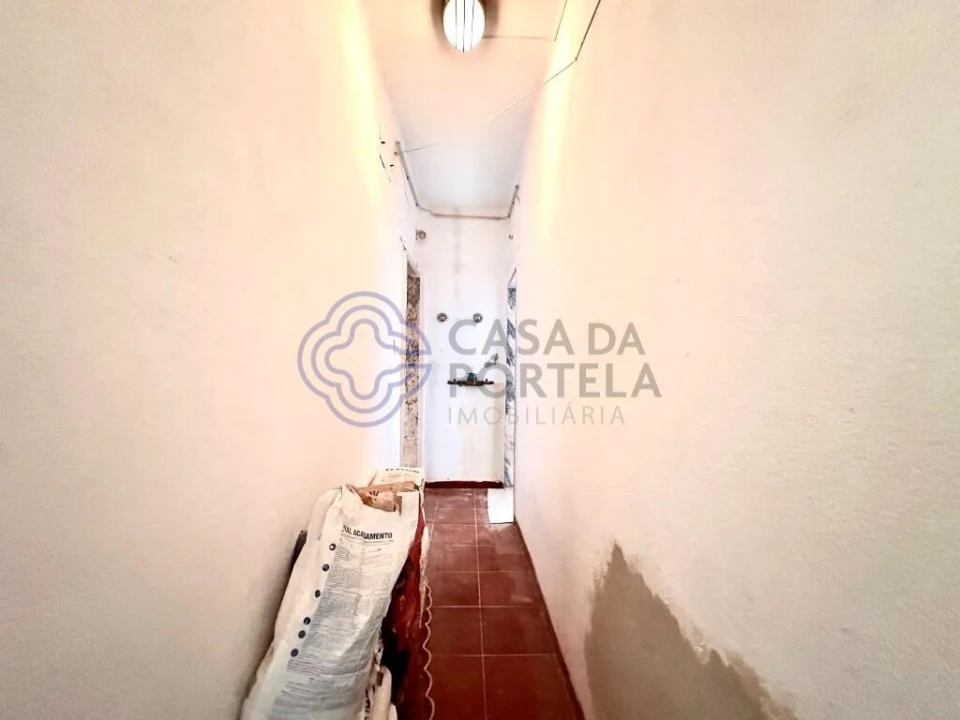 Prédio para Venda em Encosta do Sol Foto 48