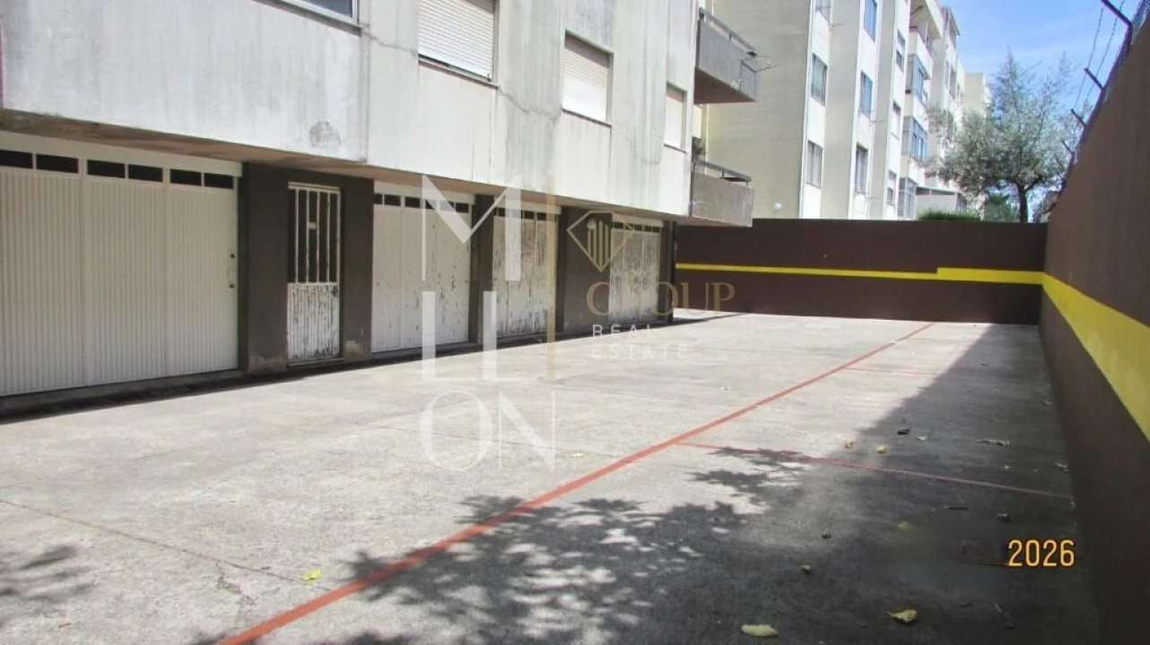 Apartamento T2 para Venda em Paranhos Foto 23