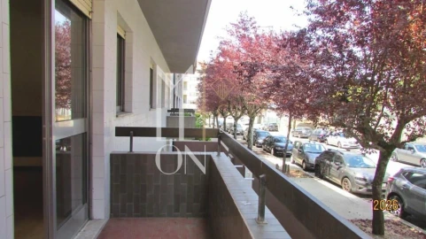 Apartamento T2 para Venda em Paranhos