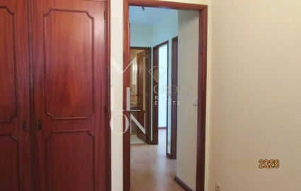 Apartamento T2 para Venda em Paranhos