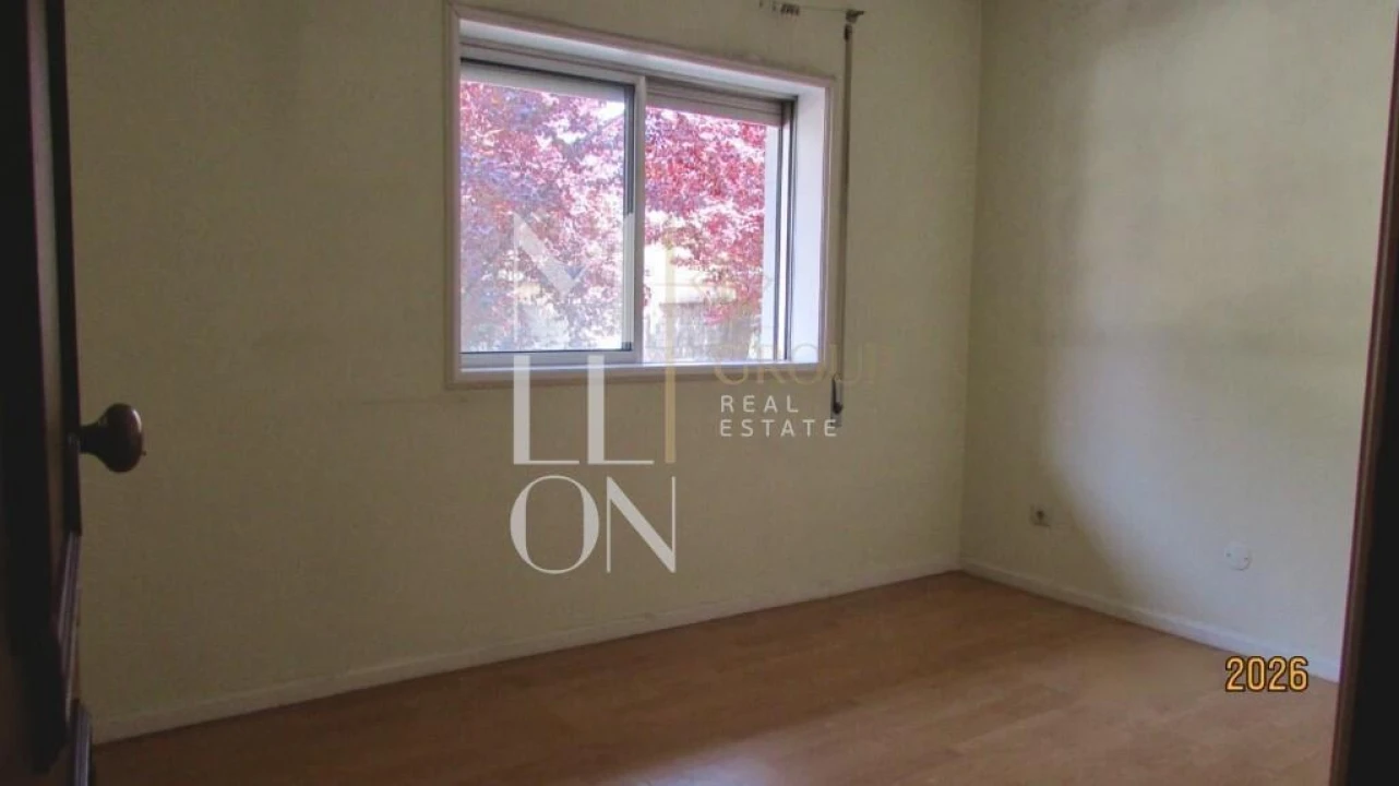 Apartamento T2 para Venda em Paranhos Foto 17