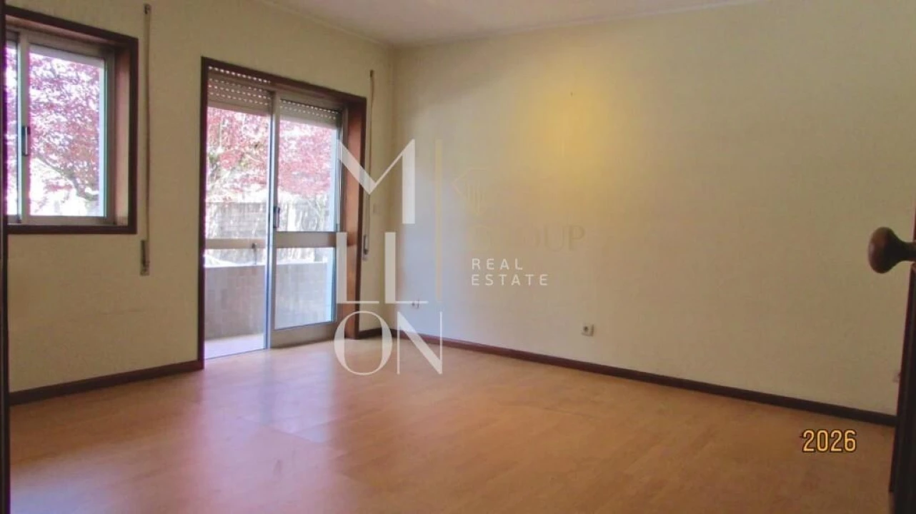 Apartamento T2 para Venda em Paranhos Foto 10