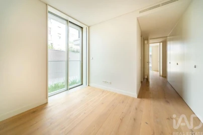 Apartamento T2 para Arrendamento em São Vicente