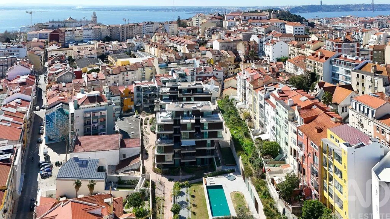Apartamento T2 para Arrendamento em São Vicente Foto 1