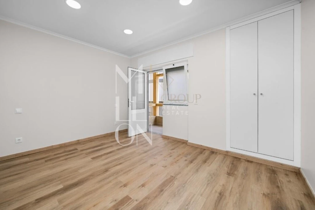 Apartamento T3 para Venda em Portimão Foto 3