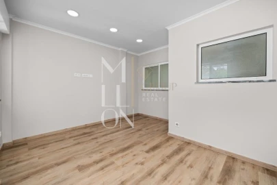 Apartamento T3 para Venda em Portimão
