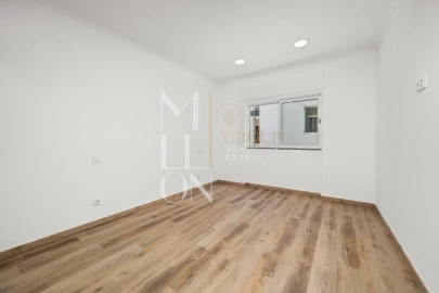 Apartamento T3 para Venda em Portimão