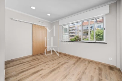 Apartamento T3 para Venda em Portimão