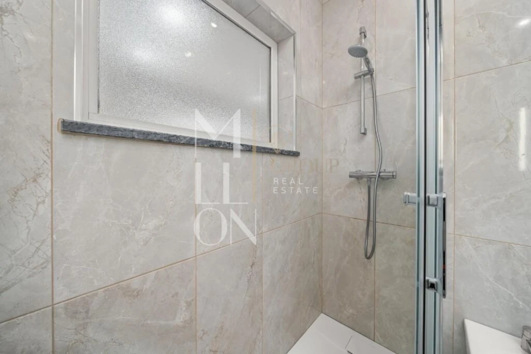 Apartamento T3 para Venda em Portimão Foto 16