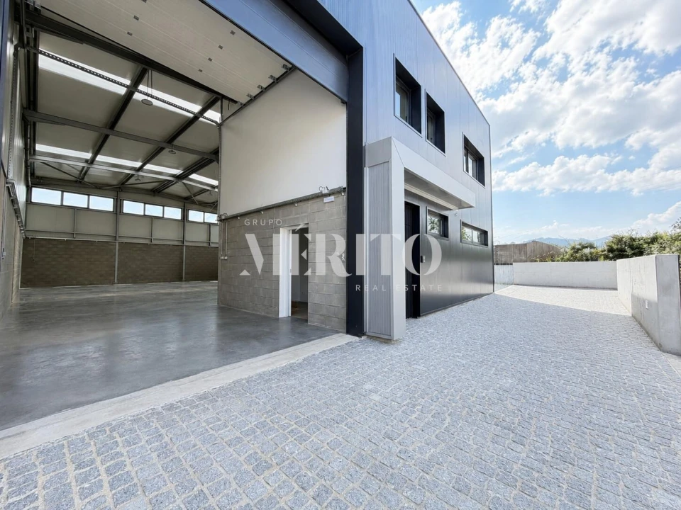Armazém para Arrendamento em Adaufe Foto 6