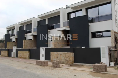 Moradia T3 para Venda em Palmeira