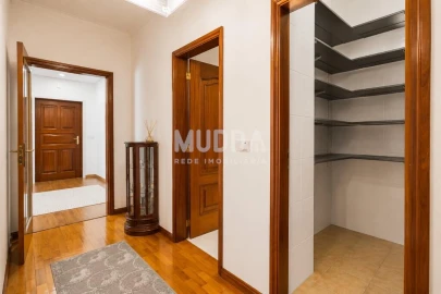 Apartamento T3 para Venda em Vila de Cucujães