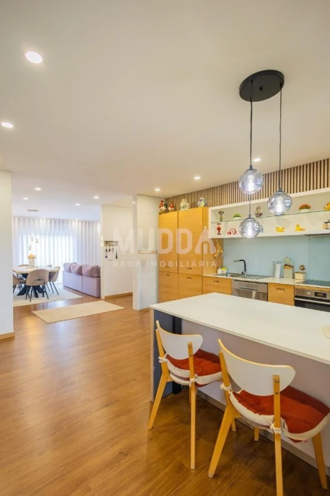 Apartamento T3 para Venda em Vila de Cucujães