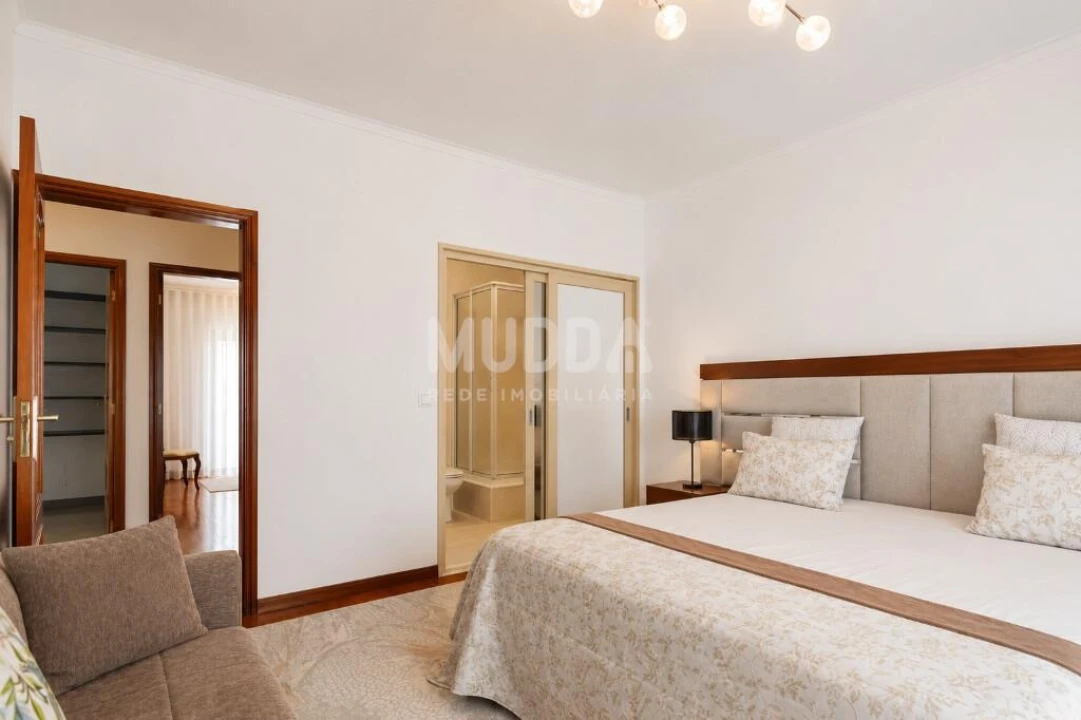 Apartamento T3 para Venda em Vila de Cucujães Foto 22