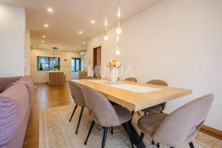 Apartamento T3 para Venda em Vila de Cucujães Foto 3