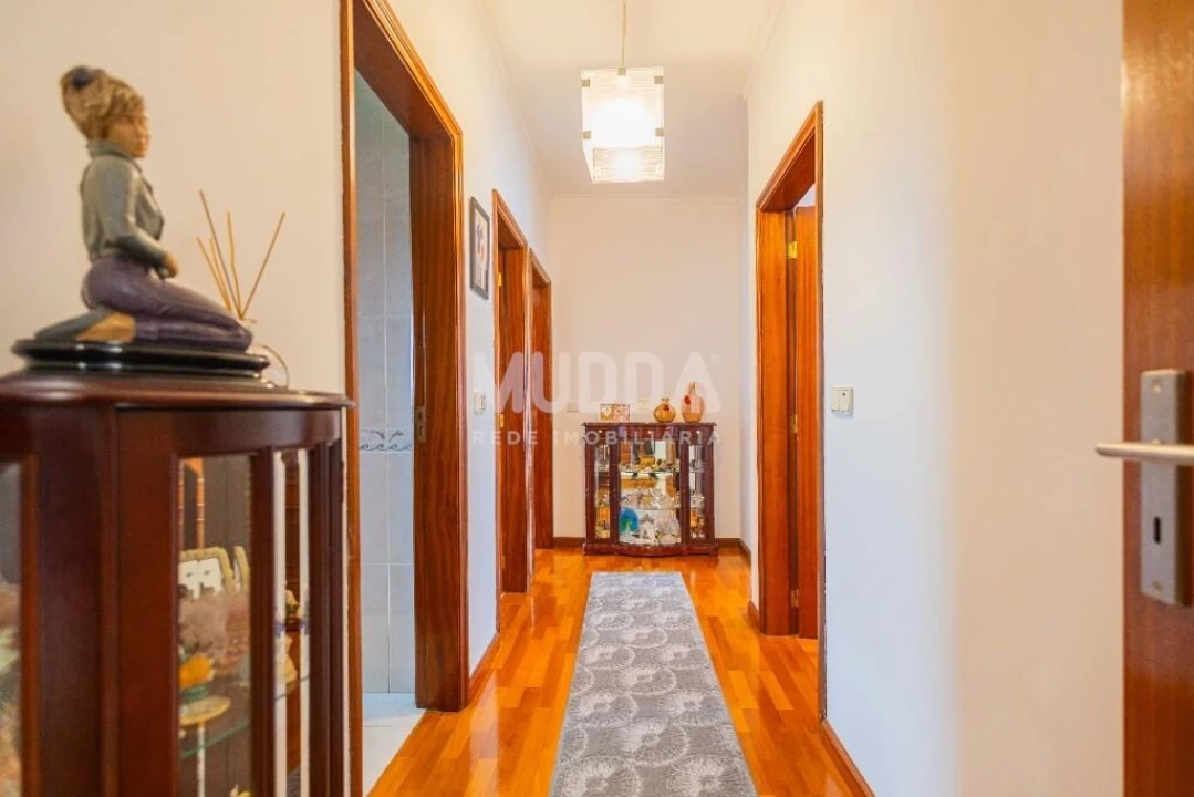 Apartamento T3 para Venda em Vila de Cucujães Foto 14