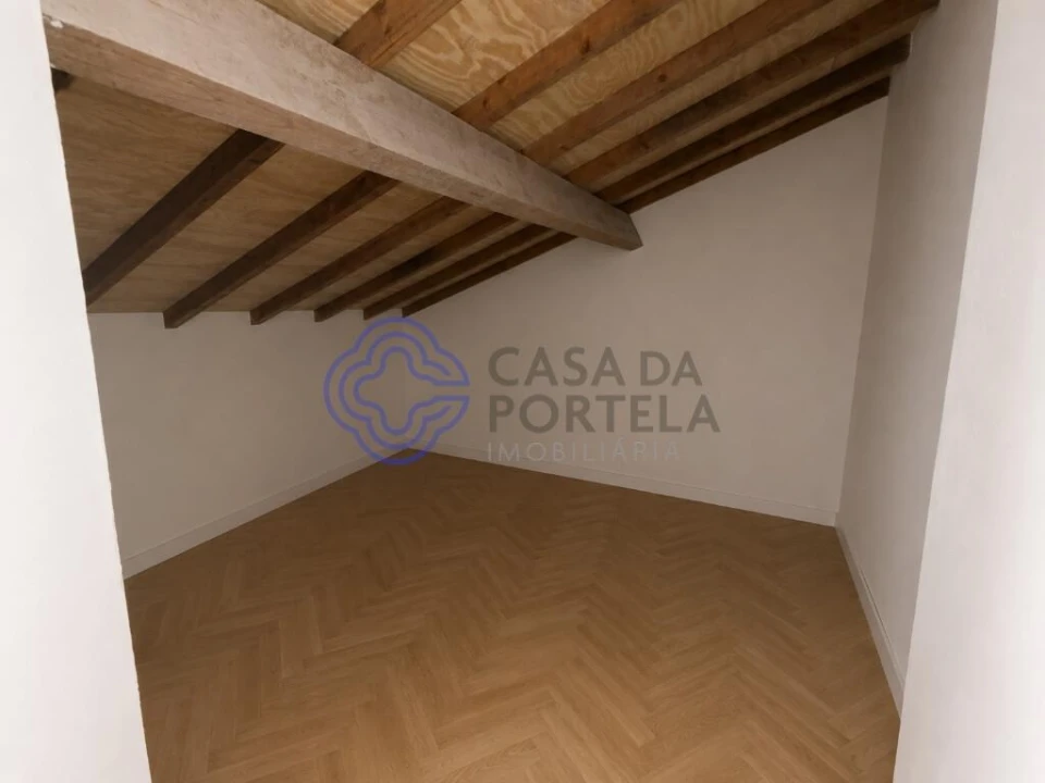 Prédio para Venda em Cedofeita, Santo Ildefonso, Sé, Miragaia, São Nicolau e Vitória Foto 37