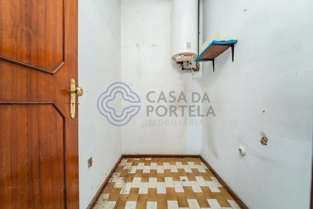 Moradia T3 para Venda em Madalena Foto 20