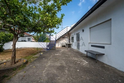Moradia T3 para Venda em Madalena