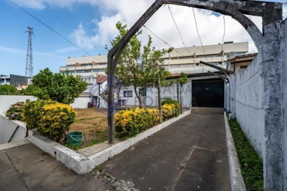 Moradia T3 para Venda em Madalena
