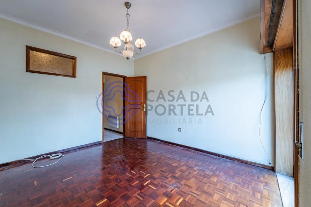 Moradia T3 para Venda em Madalena Foto 14