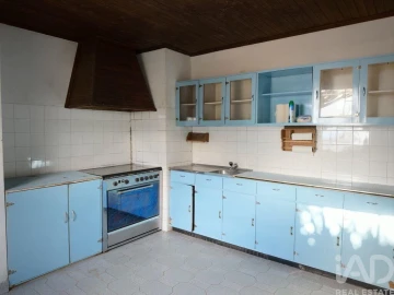 Moradia T4 para Venda em Madalena