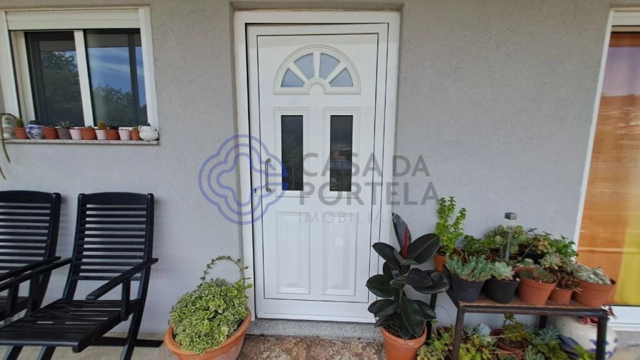 Moradia T2 para Venda em Rebordosa Foto 7