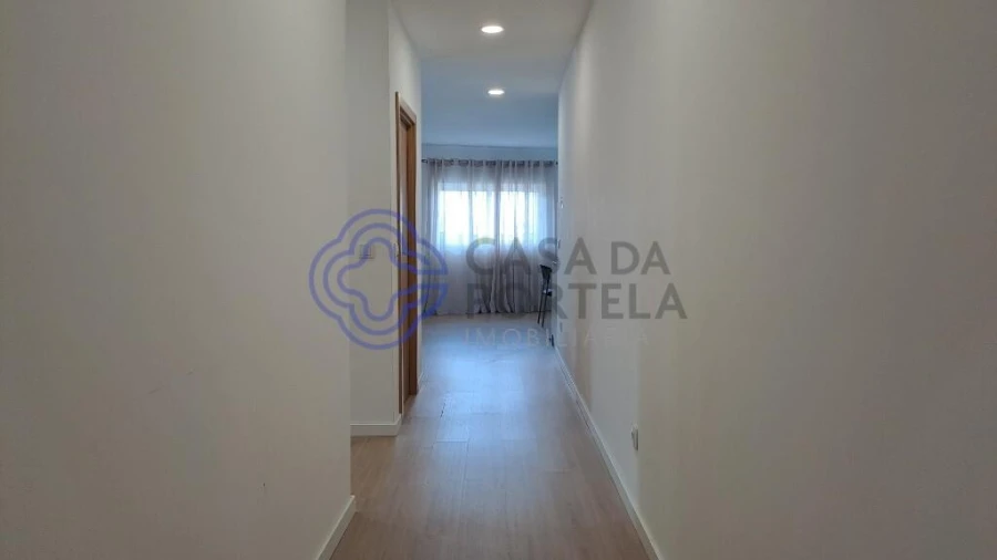 Moradia T2 para Venda em Rebordosa Foto 11