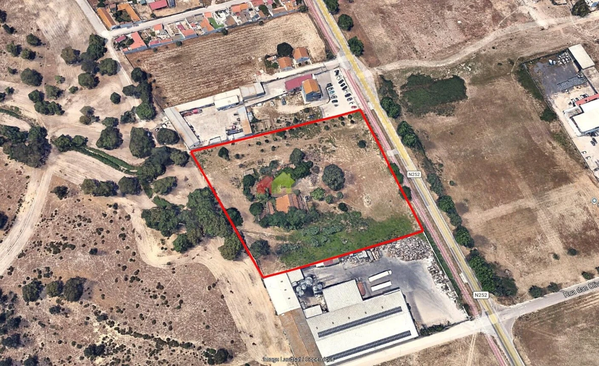 Terreno para Venda em Atalaia e Alto Estanqueiro-Jardia Foto 2