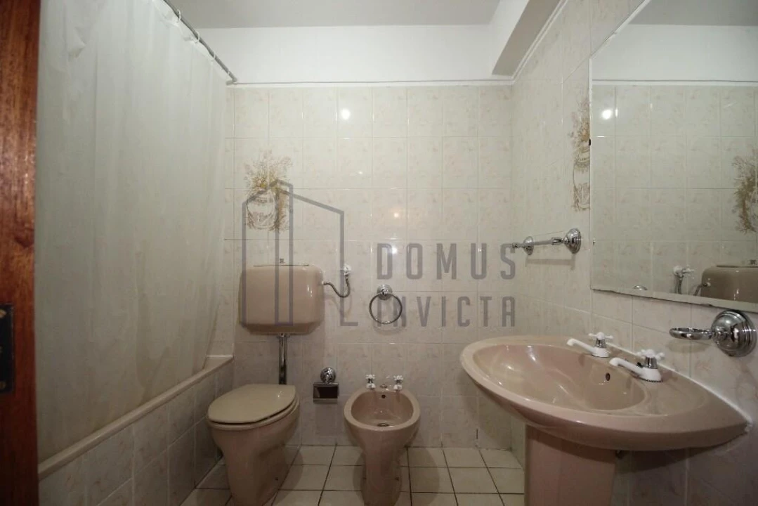 Apartamento T3 para Venda em Sé, Santa Maria e Meixedo Foto 7