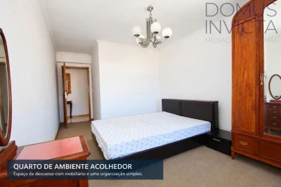 Apartamento T3 para Venda em Sé, Santa Maria e Meixedo