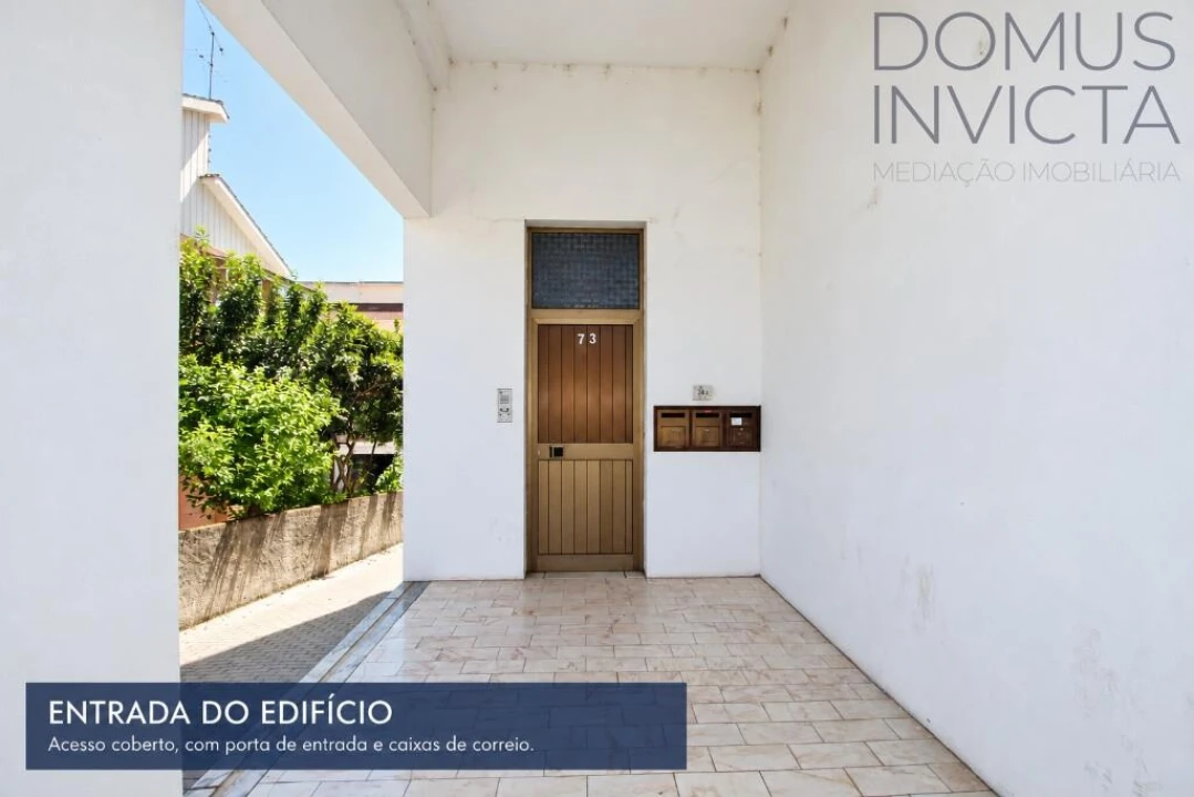 Apartamento T3 para Venda em Sé, Santa Maria e Meixedo Foto 11