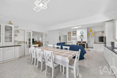 Moradia T8 para Venda em Loule (São Clemente)