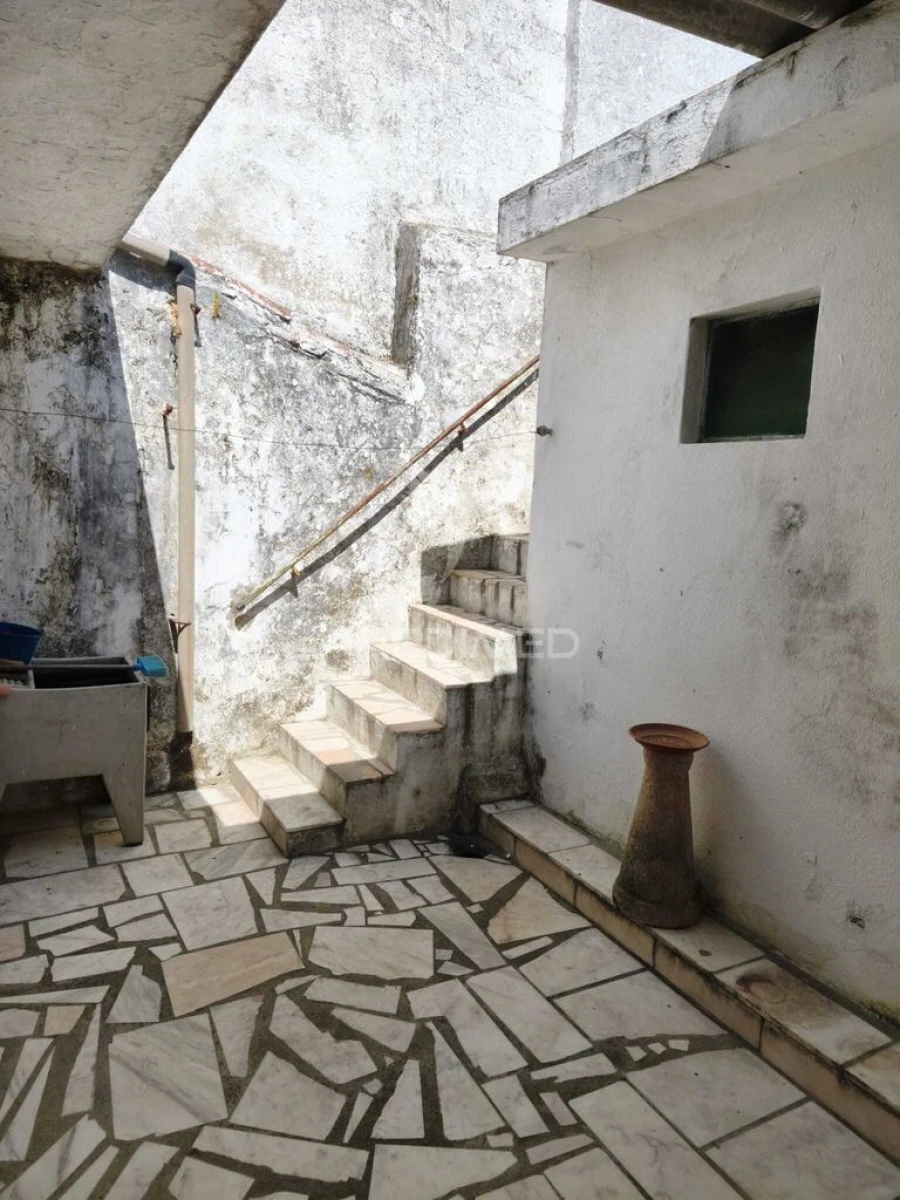 Prédio para Venda em Gafete Foto 14