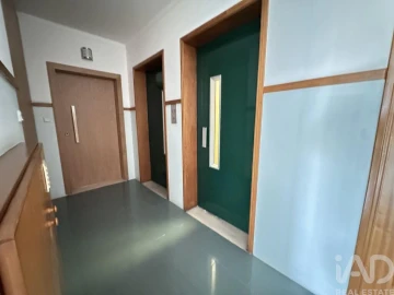Apartamento T2 para Venda em Arcozelo