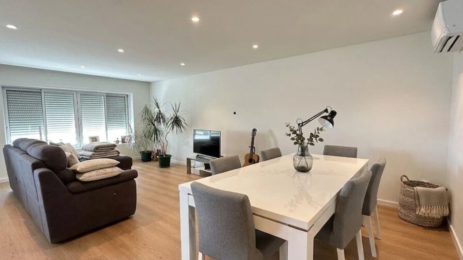 Apartamento T2 para Venda em Arcozelo