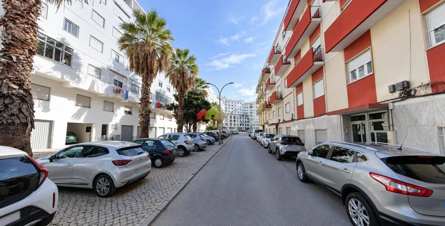 Apartamento T2 para Venda em Setubal (São Sebastião) Foto 1